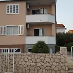 Sara Brodarica (Sibenik-Knin)