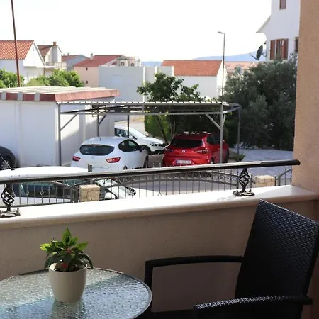 Sara Διαμέρισμα Brodarica (Sibenik-Knin)